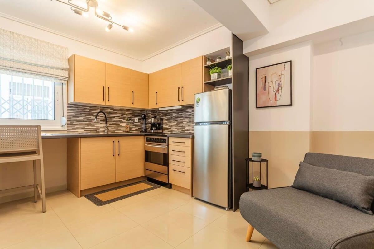 Kalamata Lime Studio - Cozy Gem With Private Parking Экстерьер фото