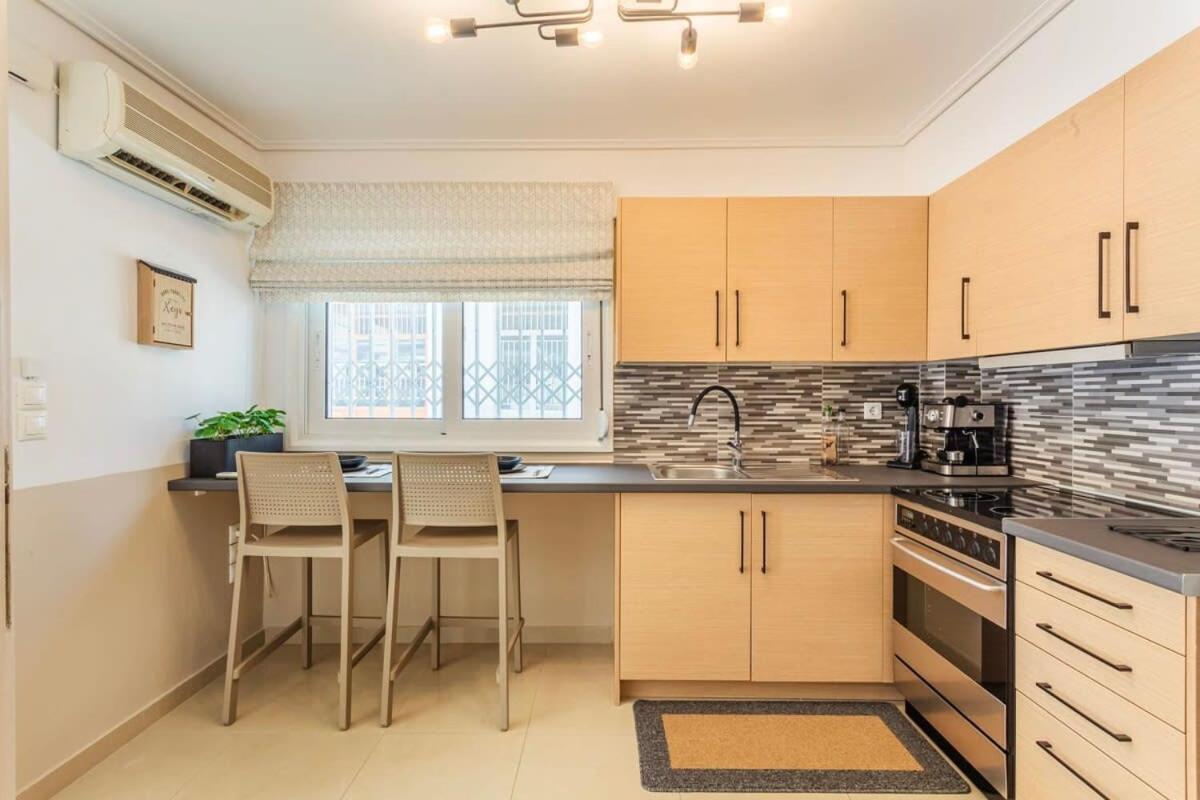 Kalamata Lime Studio - Cozy Gem With Private Parking Экстерьер фото